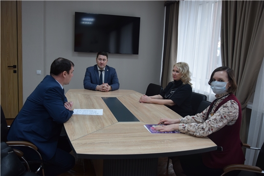 Руководителю отдела ЗАГС Ларисе Васильевой вручена благодарность Министерства юстиции Российской Федерации