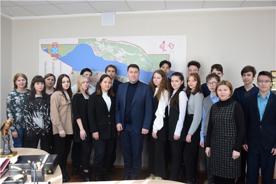 В Чебоксарах для учеников столичной школы № 54 проведен урок мужества и мира