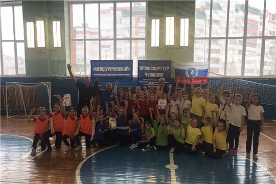 В ТОС «Междуреченский» состоялся турнир по мини-футболу среди девочек