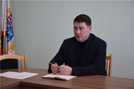 Работники жилищно-коммунального хозяйства г. Чебоксары продолжают проводить противогололедные мероприятия