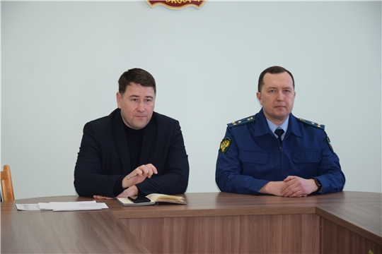 Оперативную обстановку на административных участках рассмотрели с представителями правоохранительных и надзорных органов