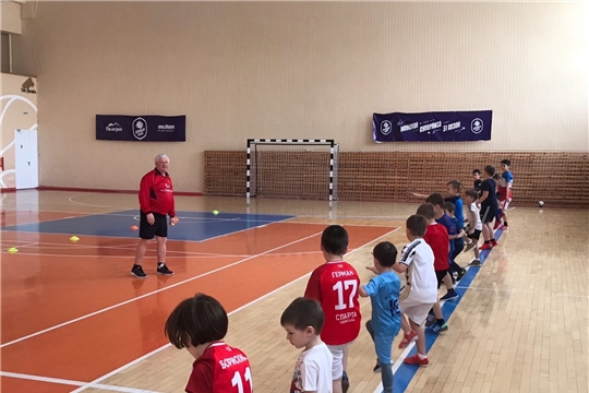 Год выдающихся земляков: Сергей Хорьков продвигает массовый спорт среди подрастающего поколения