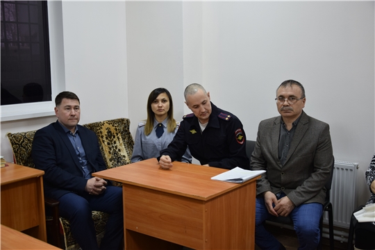 При участковых пунктах полиции в Чебоксарах проведены заседания советов профилактики правонарушений