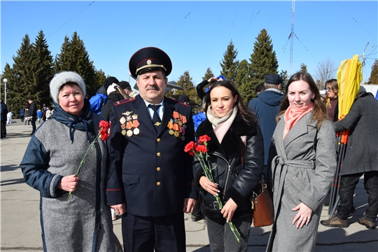В мемориальном комплексе «Победа» возложили цветы в память о погибших в ходе специальной военной операции