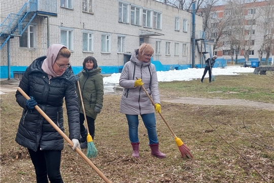 Чистый четверг: экологические мероприятия поддерживают учреждения и организации г. Чебоксары