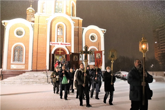 19 января православные верующие Новочебоксарска празднуют Крещение Господне