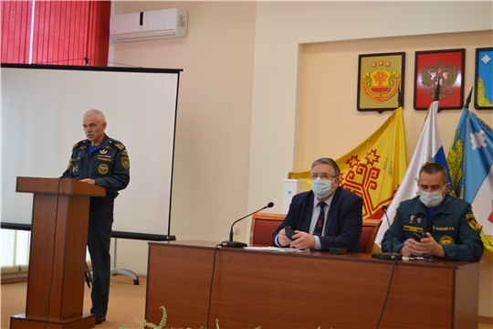 В администрации Порецкого района состоялось заседание комиссии по чрезвычайным ситуациям и обеспечению пожарной безопасности