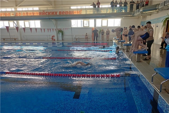 В рамках районной Спартакиады прошли соревнования по плаванию и настольному теннису