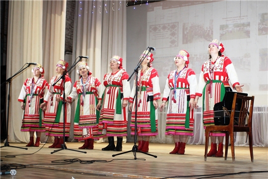 В Порецком районе прошел Межрегиональный  семинар-практикум руководителей мордовских самодеятельных творческих коллективов