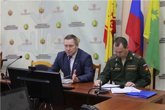 В администрации Шемуршинского района прошло совещание по вопросам эффективности проводимых мероприятий по розыску граждан, уклоняющихся от призыва на военную службу