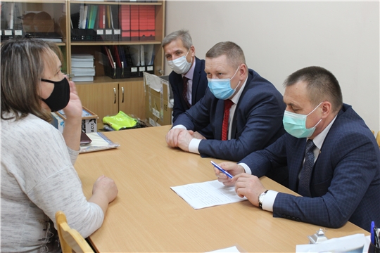 Депутат Госсовета Чувашии Валерий Антонов провел личный прием граждан
