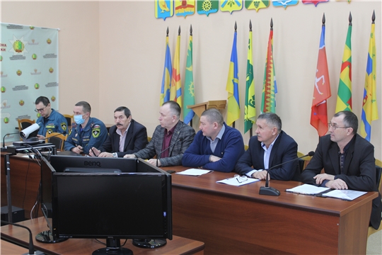 Заседание районной комиссии по предупреждению и ликвидации чрезвычайных ситуаций и обеспечению пожарной безопасности Шемуршинского района