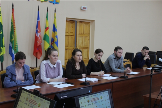 Состоялось заседание Молодежной избирательной комиссии при Шемуршинской территориальной избирательной комиссии