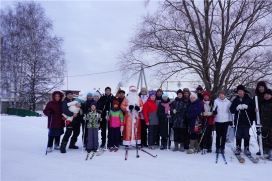 В деревне Петропаловск состоялась традиционная рождественская лыжня