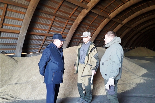 В сельскохозяйственных организациях и КФХ Шумерлинского округа продолжается подготовка к весеннее-полевым работам