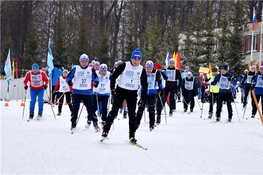 Спорт - норма жизни: более 49 тысяч жителей Чувашии приняли участие в «Лыжне России - 2022»