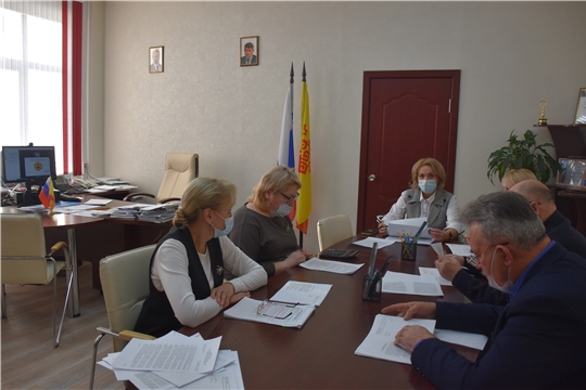 Надежда Колебанова приняла участие в очередном заседании Общественного совета при Госслужбе Чувашии по конкурентной политике и тарифам