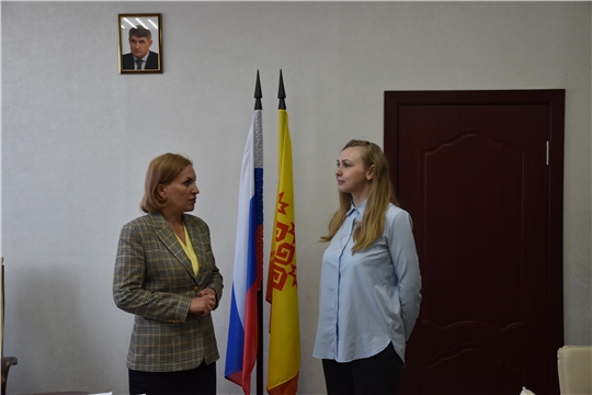 Надежда Колебанова представила заместителя директора Регионального центра закупок Чувашской Республики