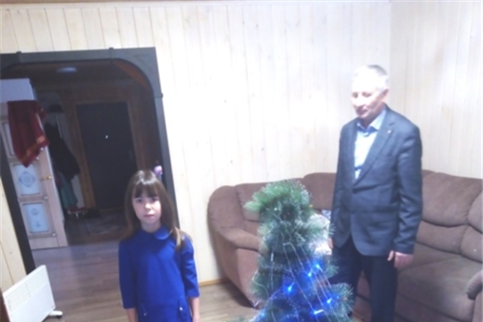 Сбылась Новогодняя мечта 8 – летней девочки П. Никифоровой из многодетной семьи деревни Старые Урмары