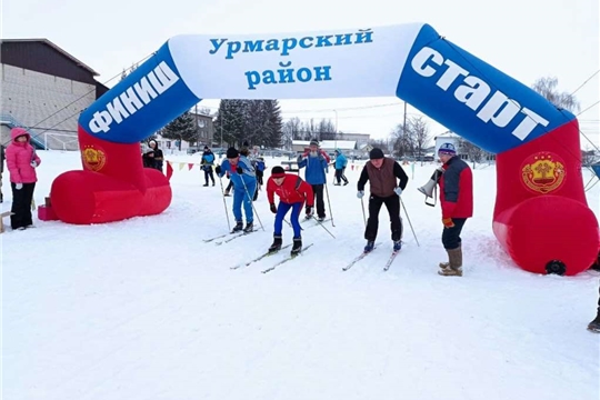 В Урмарах состоялись рождественские лыжные гонки