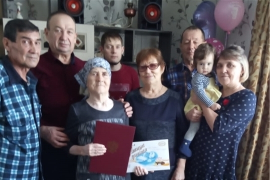 Жительница д. Буинск Урмарского района В.Ф. Вдовина отметила свое 90-летие