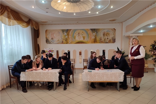 «Правовые основы семьи и брака» - встреча с учащимися МБОУ «Гимназии №1» г. Ядрина в отделе ЗАГС Ядринской райадминистрации.