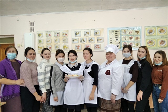 В рамках недели профориентации обучающиеся школ посетили Батыревский агропромышленный техникум