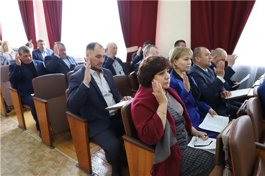 На очередном Собрании депутатов Яльчикского района внесли изменения в бюджет района на 2022 год и на плановый период 2023 и 2024 годов