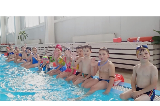 «Спорт – норма жизни»: в  Янтиковском районе младшие школьники учатся плавать