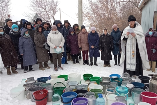 Янтиковский район: в праздничных купаниях на Крещение Господне приняли участие около 1400 человек