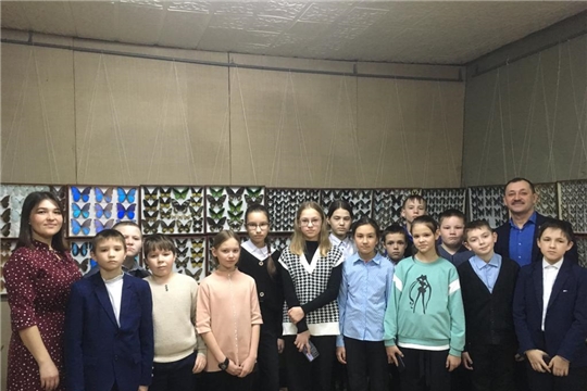 Школьники продолжают посещать музей