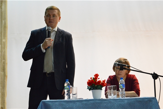 В ходе встреч главы администрации Янтиковского района с жителями населенных пунктов проходит конструктивный диалог власти с населением