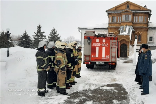 22 февраля в Тихвинском женском монастыре проведено тренировочное ПТУ по тушению условного пожара