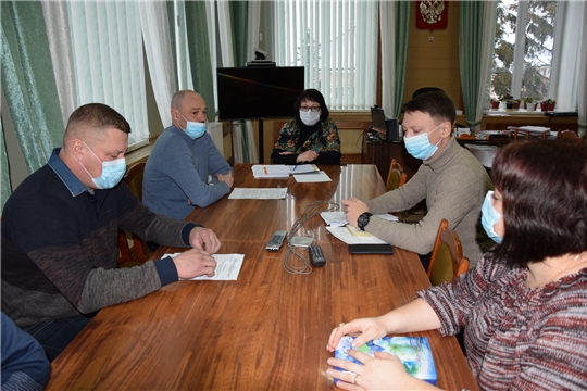Состоялось очередное заседание оперативного штаба по предупреждению распространения новой коронавирусной инфекции на территории Алатырского района