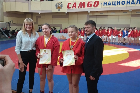 Девочки Алатырского района – призеры первенства  Чувашской Республики по самбо