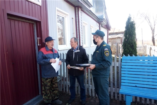 В Алатырском районе продолжаются рейды по предупреждению палов сухой травы