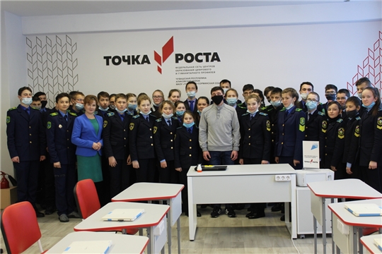 Кадеты Чувашско-Сорминской школы встретились с курсантом Кремлевского военного училища