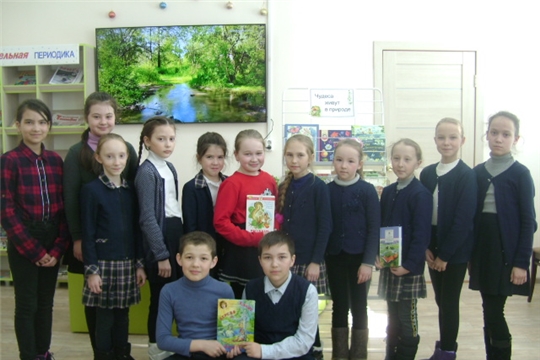 В Аликовской детской библиотеке прошел турнир знатоков «Полна загадок чудесница природа»