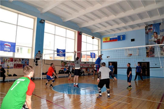 Традиционный волейбольный турнир среди ветеранов различных родов и видов Вооруженных Сил РФ