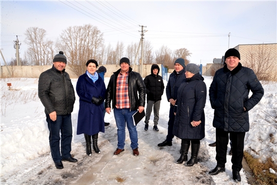 Комиссионное обследование состояния водонапорных башен  и канализационно-насосной станции в с.Батырево