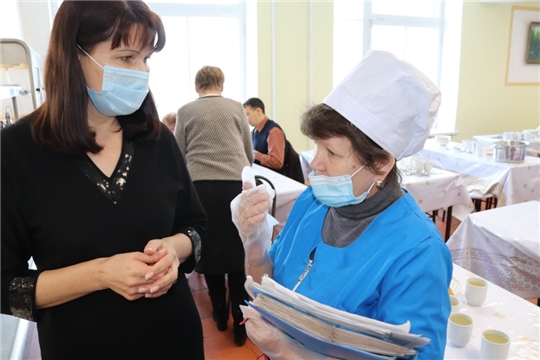 Уполномоченный посетила Красноармейский и Канашский районы