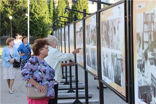 В Новочебоксарске открылась фотовыставка «60 ярких лет «Химпрома»