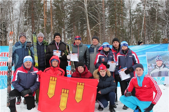 Алатырские лыжники завоевали первые в этом году награды