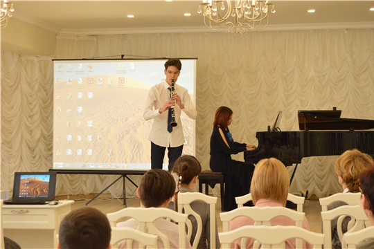 В Чебоксарах впервые всероссийским статусом прошел конкурс концертмейстеров "Искусство аккомпанемента"