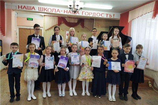 В Музыкальной школе имени Ф.М.Лукина прошел отчетный концерт фортепианного отделения