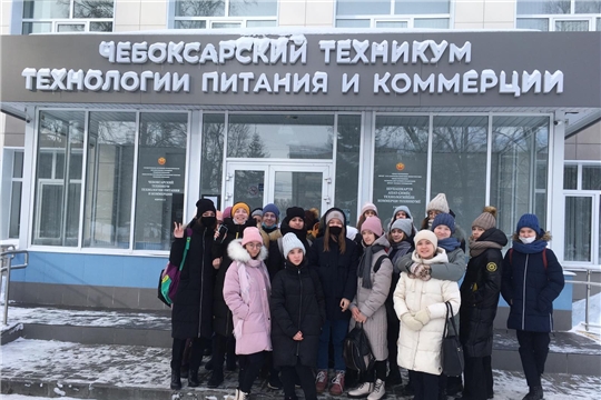 Профессиональная среда: чебоксарские школьники посещают техникумы