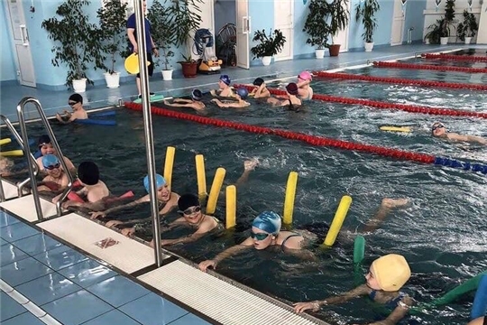 Первые результаты: столичные кадеты начали посещать бассейн и тир