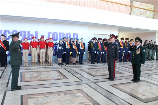 В Чебоксарах состоялось открытие патриотической акции «Часовой у Знамени Победы»