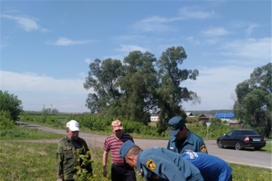 Огнеборцами ГКЧС Чувашии  проверены противопожарные водоснабжения на территории Шемуршинского района