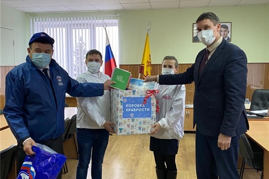 Юрий Зорин исполняет новогодние желания детей